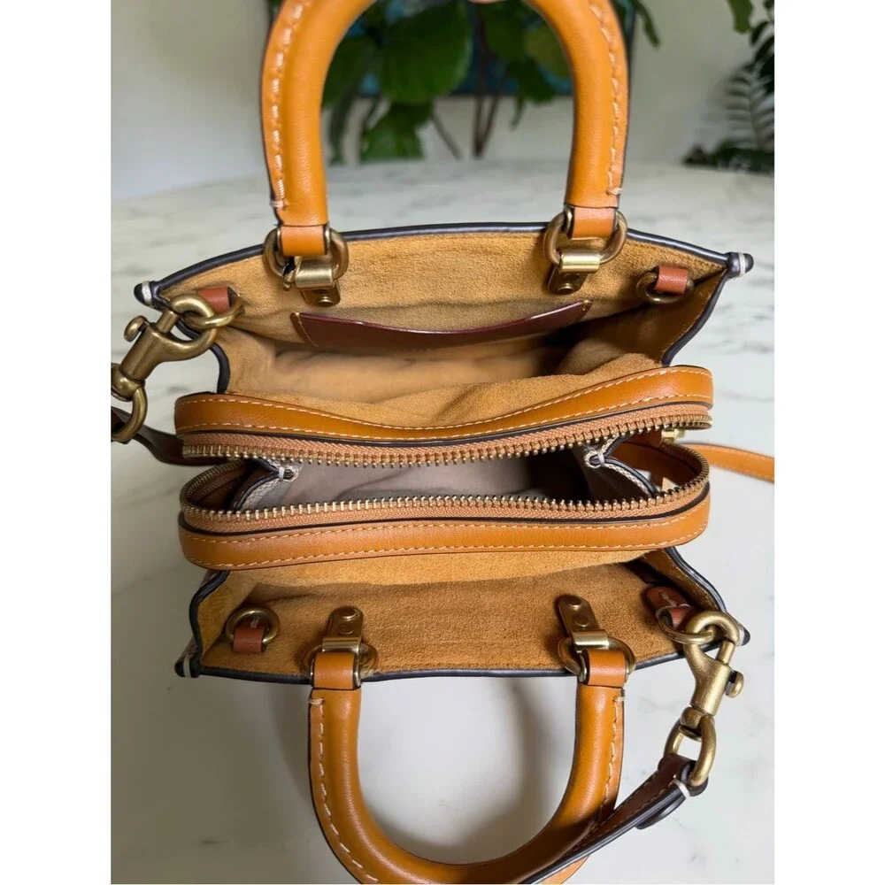 Coach Rogue 17 In Signature Textile Jacquard With Duck Motif C6164 Crossbody Bag